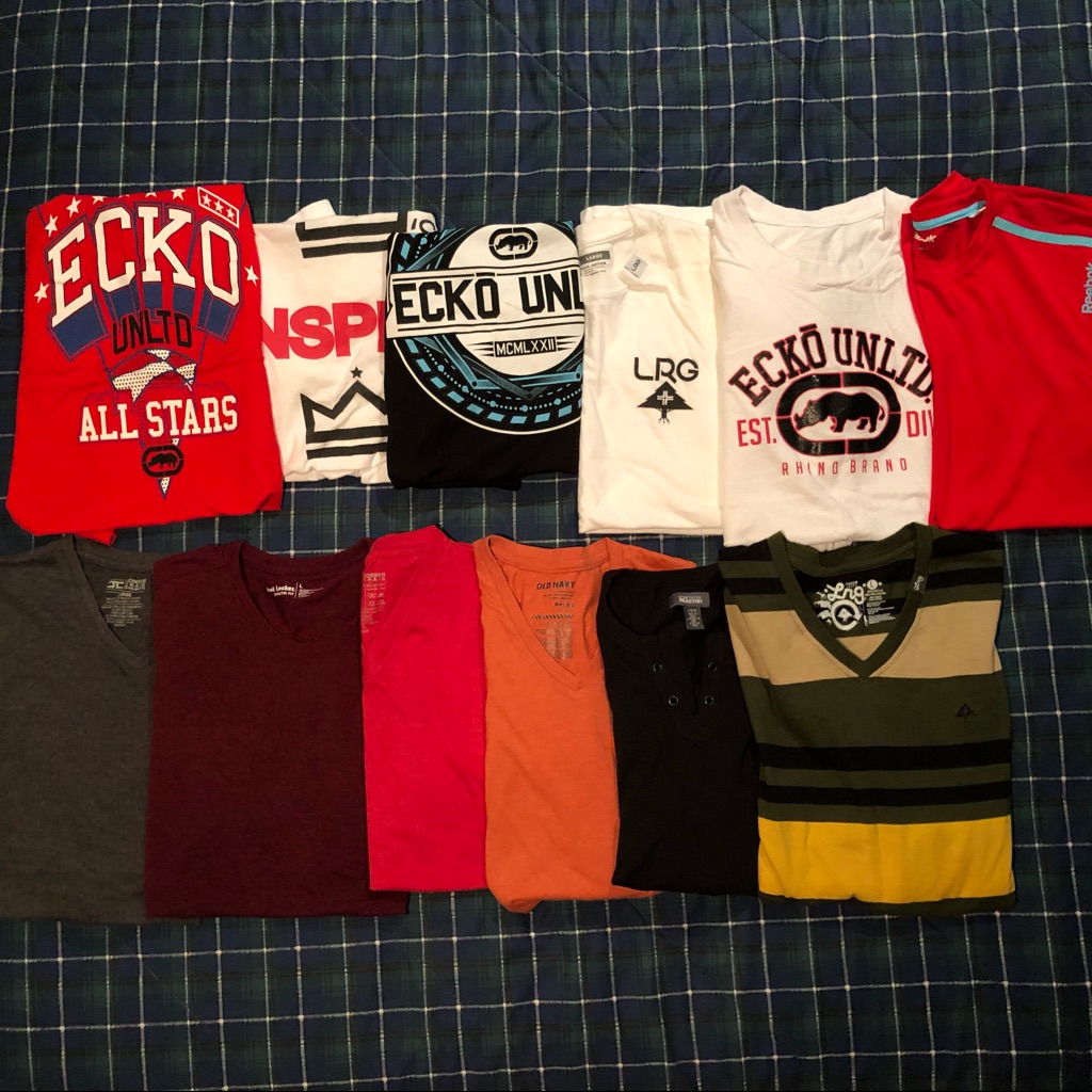 Lot Of 12 Mens Juniors Tee Shirts L